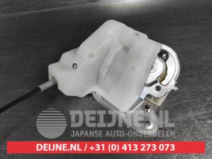 Mazda 5 Deurslot Mechaniek 4Deurs rechts-achter O510087 foto 2