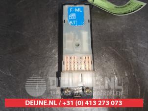 Subaru Forester Kombischalter Fenster O510200 foto 2