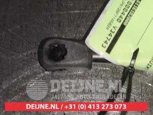 Kia Soul Bonnet gas strut, left O510437 photo 2