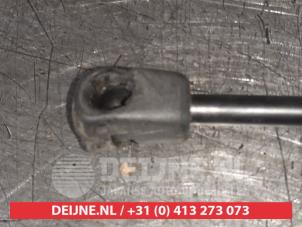 Kia Soul Bonnet gas strut, right O510438 photo 2
