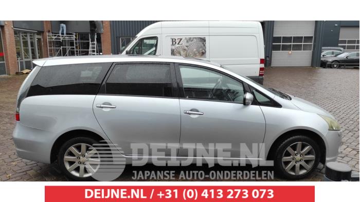 Mitsubishi Grandis Tür 4-türig rechts vorne O510770