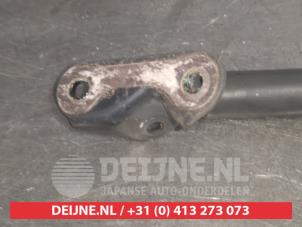 Toyota Auris Gasdämpfer rechts hinten O510811 foto 2
