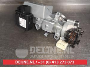 Suzuki Swift Ignition lock + key O511080 photo 3