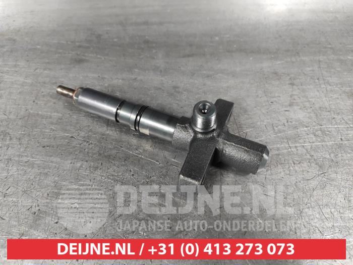 Gebruikte Verstuiver (diesel) Mitsubishi Pajero Hardtop (V6/7) 3.2 DI-D 16V Prijs € 40,00 Margeregeling aangeboden door V.Deijne Jap.Auto-onderdelen BV