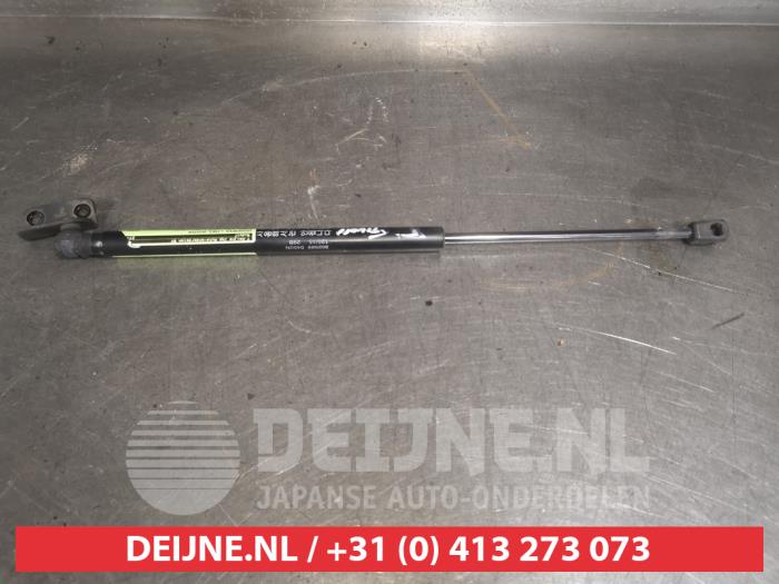 Ssang Yong Tivoli Gasdämpfer links hinten O511298