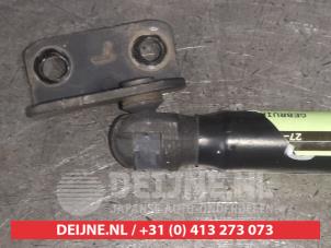 Ssang Yong Tivoli Gasdämpfer links hinten O511298 foto 2