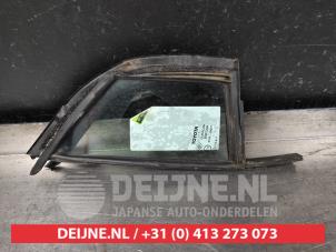 Toyota Yaris Driehoeks Ruit rechts-voor O511440 foto 2