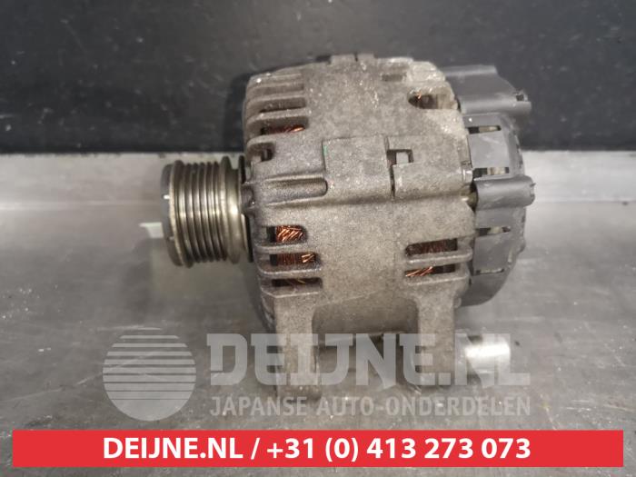 Dynamo van een Mitsubishi Outlander (CW) 2.2 DI-D 16V 4x4 2011
