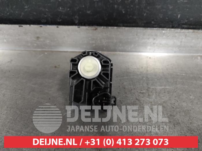 Mazda RX-8 Scheinwerfermotor O511505