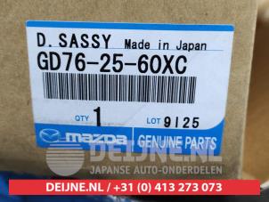 Mazda 6 Aandrijfas links-voor O511508 foto 4