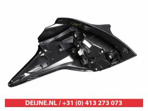 Toyota Yaris Achterlicht rechts O9990008008 foto 2