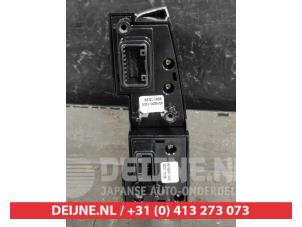 Kia Niro Stoelverwarmings Schakelaar O511709 foto 3