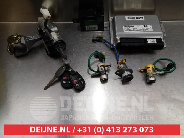 Kia Cerato Kontaktslot+Sleutel O335324