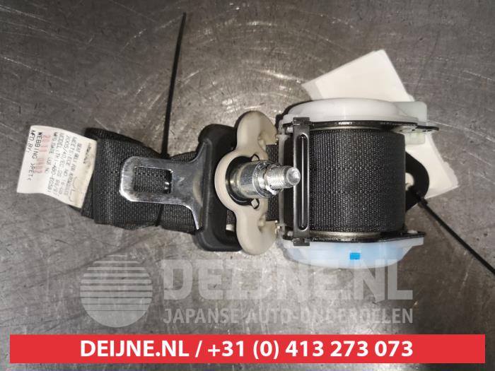 Nissan Micra Veiligheidsgordel links-achter O511877
