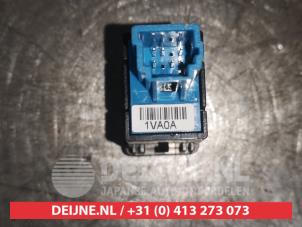 Nissan Note Start/Stopp Schalter O511980 foto 2