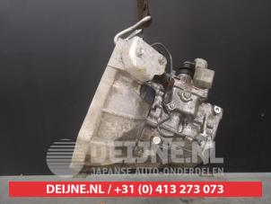 Toyota Yaris Gearbox O512027 photo 2