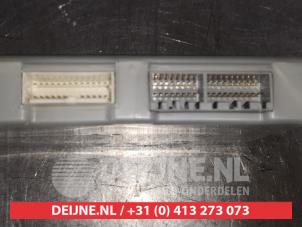Infiniti FX Climatronic module O512033 photo 3