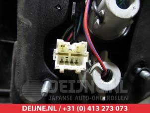 Mitsubishi Colt Rücklicht links O298147 foto 3