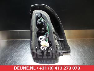 Mitsubishi Colt Rücklicht rechts O299664 foto 2