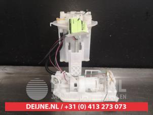 Gebruikte Tank element Pomp Toyota C-HR (X1,X5) 1.8 16V Hybrid Prijs € 75,00 Margeregeling aangeboden door V.Deijne Jap.Auto-onderdelen BV