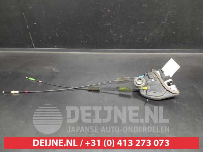 Toyota Landcruiser Türschlossmechanik 4-türig links hinten O512190