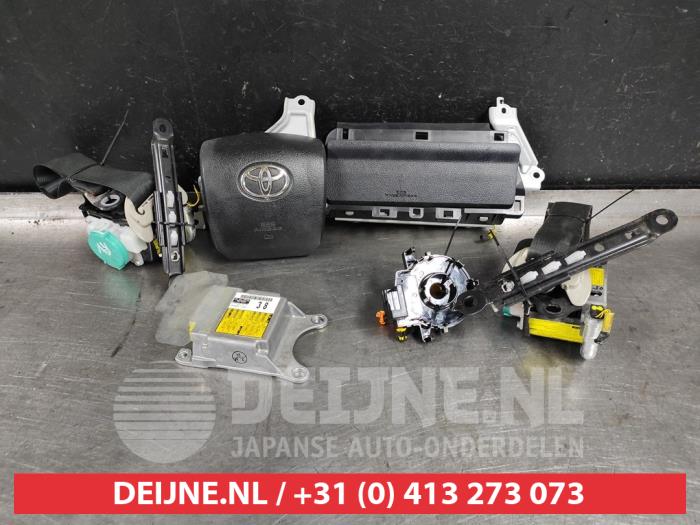 Toyota Landcruiser Vollzähligkeit Airbags O512245