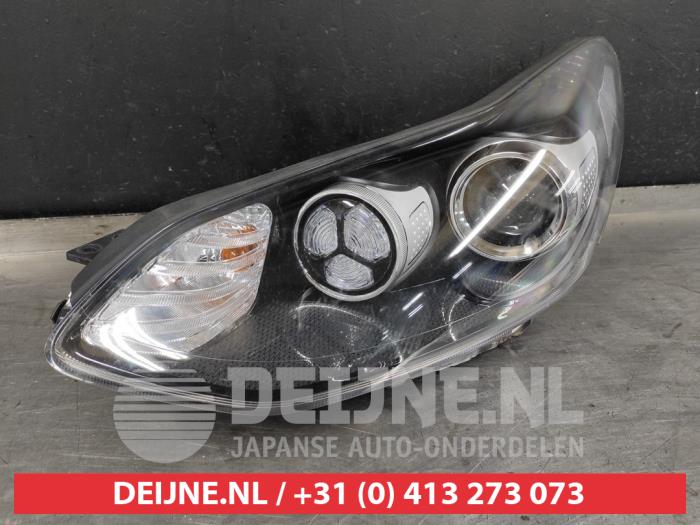 Kia Sportage Scheinwerfer links O512348