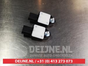 Toyota Corolla Airbag-Sensor O334537 foto 2