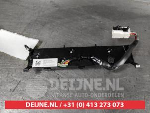 Nissan Murano Radiobedienings paneel O512410 foto 2