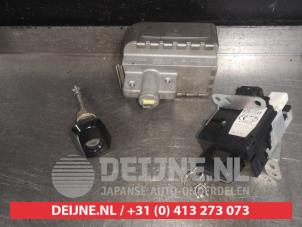 Toyota Corolla Verso Schlossset Zylinder (komplett) O512574 foto 2