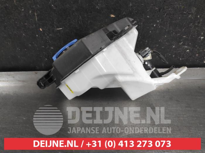 Kia EV6 Ruitensproeiertank voor O512600