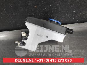 Kia EV6 Scheibensprühertank vorne O512600 foto 2