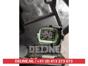 Nissan Murano Ruitenwissermotor voor O348711 foto 3