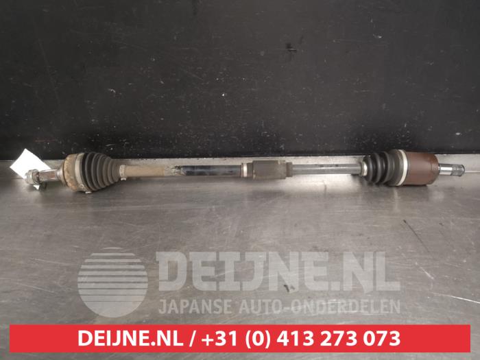 Gebruikte Aandrijfas rechts-voor Honda Insight (ZE2) 1.3 16V VTEC Prijs € 75,00 Margeregeling aangeboden door V.Deijne Jap.Auto-onderdelen BV