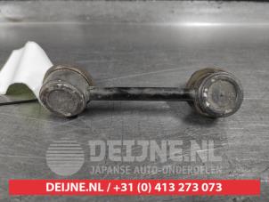 Kia EV6 Anti-roll bar guide O512824 photo 2