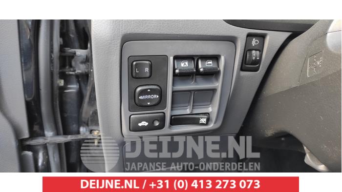 Daihatsu Cuore Combischakelaar ramen O513034