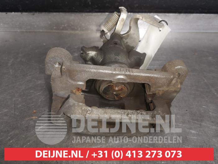 Mitsubishi ASX Remklauw (Tang) rechts-achter O513023