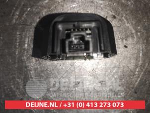 Mazda 2 Regensensor O513492 foto 3