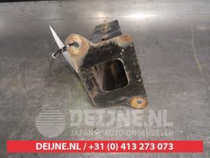 Mazda 2 Bumpersteun links-voor O513508 foto 3