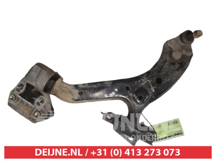 Honda CR-V Front lower wishbone, left O513520