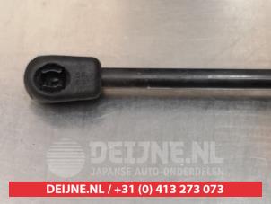 Honda CR-V Gasdemper rechts-achter O295249 foto 2