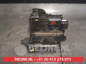 Hyundai I10 Front door lock mechanism 4-door, right O513654 photo 3