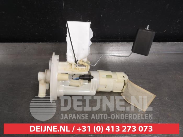 Gebruikte Tank element Pomp Daihatsu Cuore (L251/271/276) 1.0 12V DVVT Prijs € 35,00 Margeregeling aangeboden door V.Deijne Jap.Auto-onderdelen BV