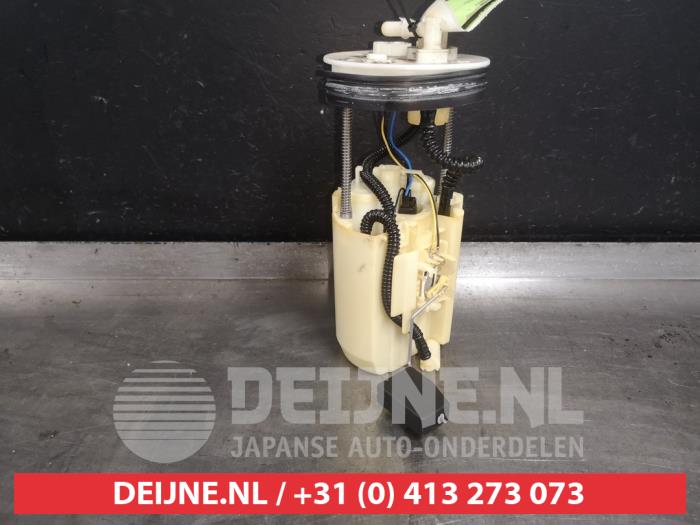 Gebruikte Tank element Pomp Honda Jazz (GD/GE2/GE3) 1.2 i-DSi Prijs € 35,00 Margeregeling aangeboden door V.Deijne Jap.Auto-onderdelen BV