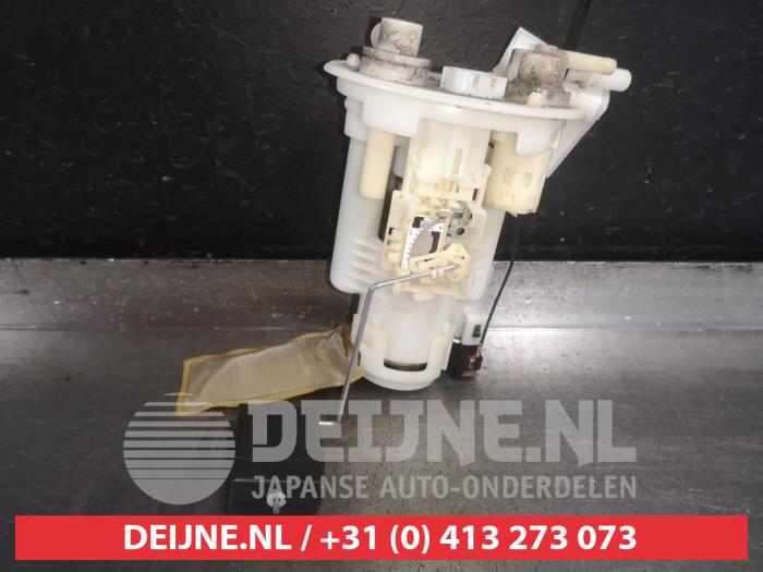 Brandstofpomp Elektrisch van een Nissan Pixo (D31S) 1.0 12V 2009