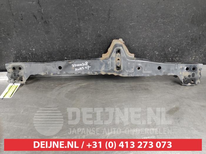 Gebruikte Subframe Toyota Auris (E15) 1.4 D-4D-F 16V Prijs € 35,00 Margeregeling aangeboden door V.Deijne Jap.Auto-onderdelen BV