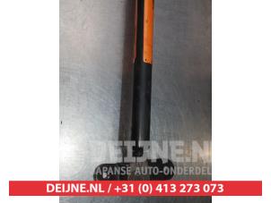 Daihatsu Sirion Gasdemper links-achter O294269 foto 3
