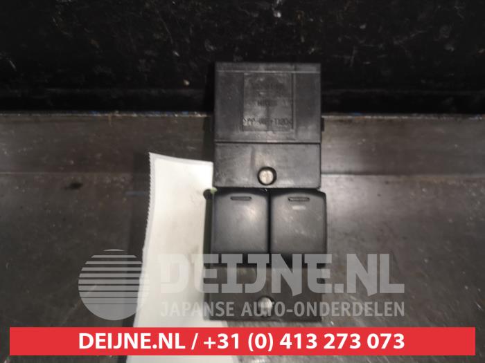 Nissan Micra Combischakelaar ramen O514784