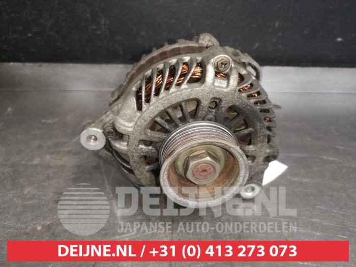 Gebruikte Dynamo Nissan 350 Z (Z33) 3.5 V6 24V Prijs € 40,00 Margeregeling aangeboden door V.Deijne Jap.Auto-onderdelen BV