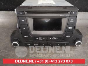 Gebruikte Radio Hyundai i10 (B5) 1.0 12V Prijs € 35,00 Margeregeling aangeboden door V.Deijne Jap.Auto-onderdelen BV
